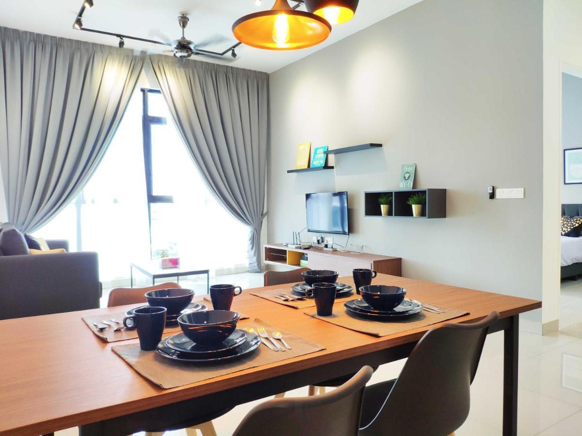 Netflix# Conezion Ioi Resort City By Salaam Suites Putrajaya Exterior photo
