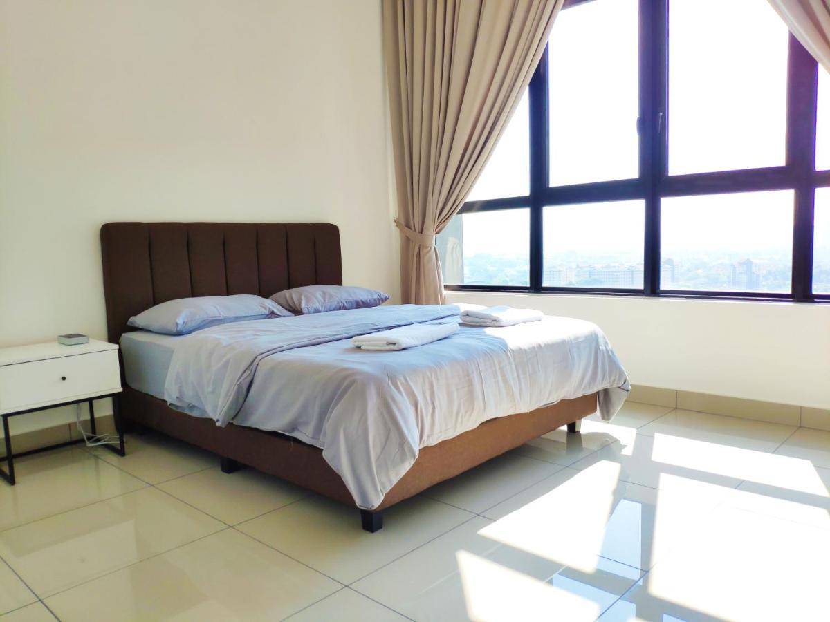 Netflix# Conezion Ioi Resort City By Salaam Suites Putrajaya Exterior photo