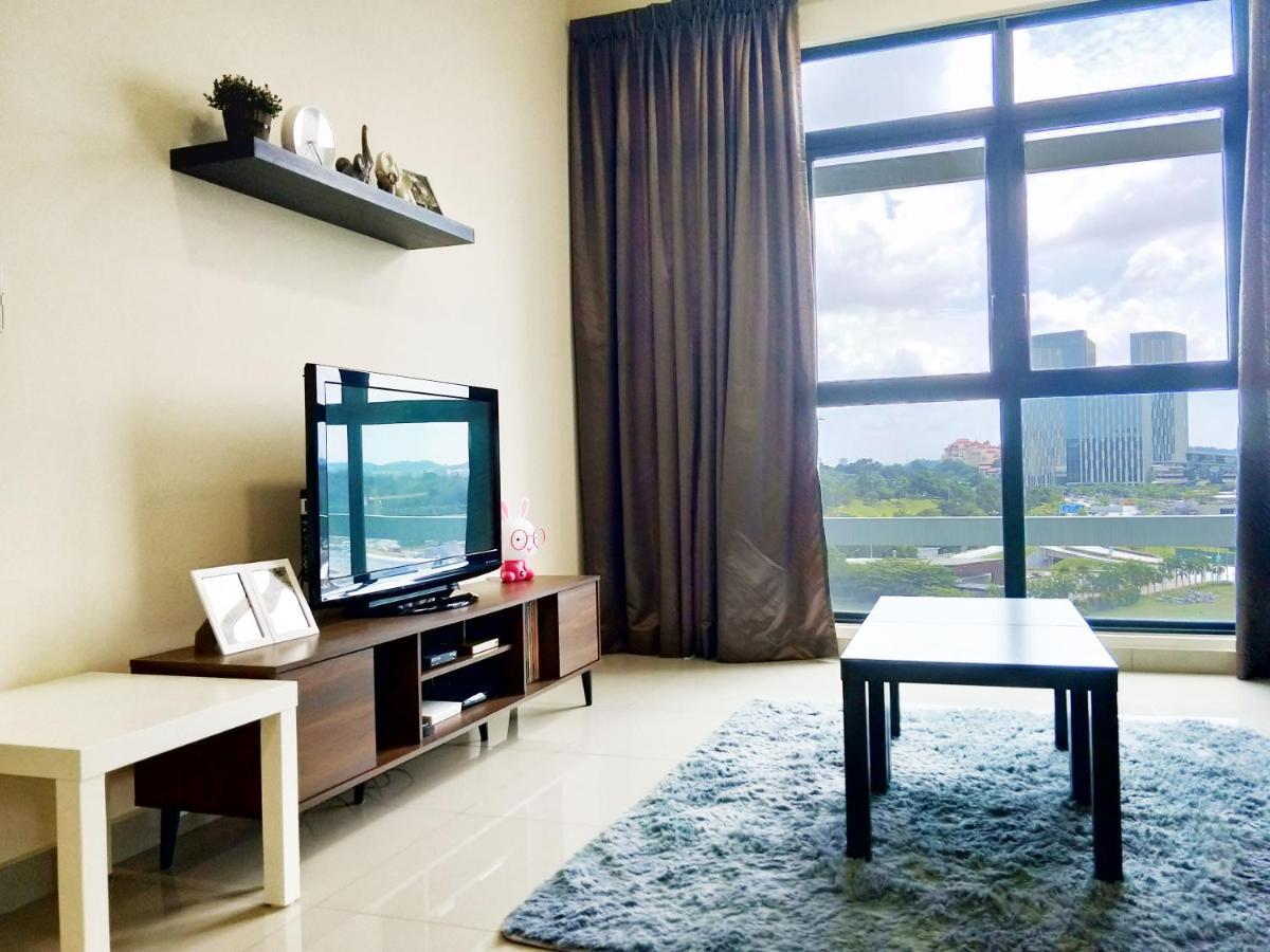 Netflix# Conezion Ioi Resort City By Salaam Suites Putrajaya Exterior photo