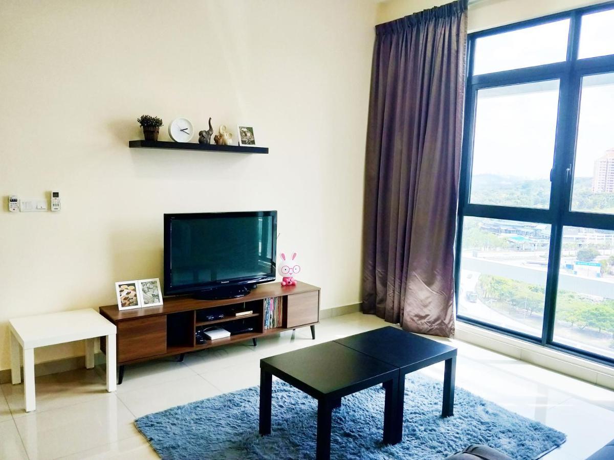 Netflix# Conezion Ioi Resort City By Salaam Suites Putrajaya Exterior photo